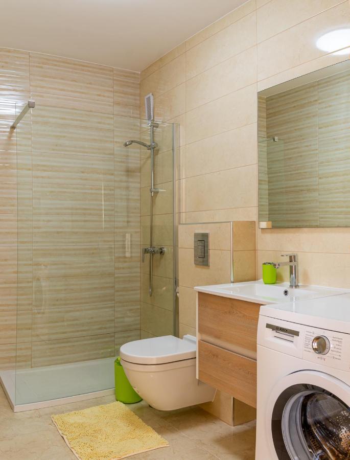 Esmeralda. Lovely And New Apartment Right By The Ocean! Callao Salvaje Esterno foto