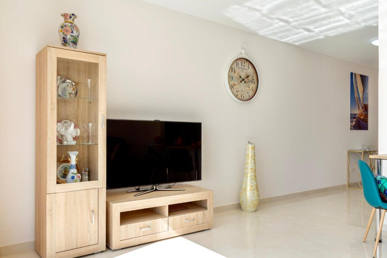 Esmeralda. Lovely And New Apartment Right By The Ocean! Callao Salvaje Esterno foto